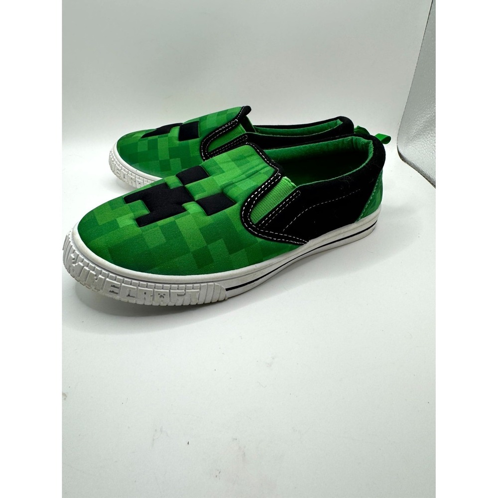 Minecraft Creeper Slip-On CBF5699AMT Boys 2 Sneaker Green Black Skateboard Shoes
